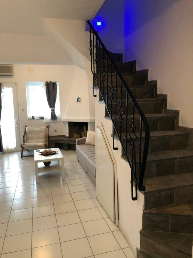 Seafront Maisonette In Fourka Dış mekan fotoğraf